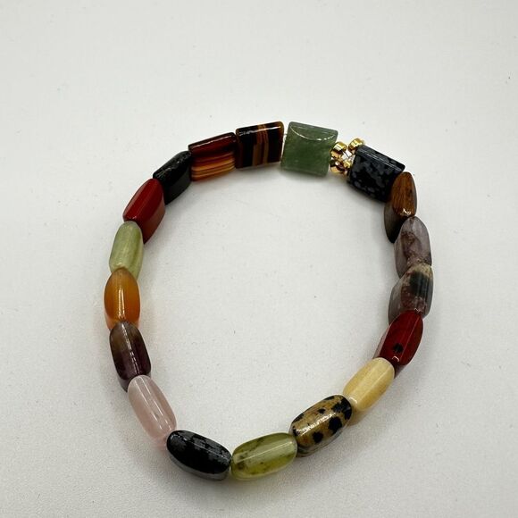 10mm stretchy multi-stone bracelet! - Picture 9 of 10